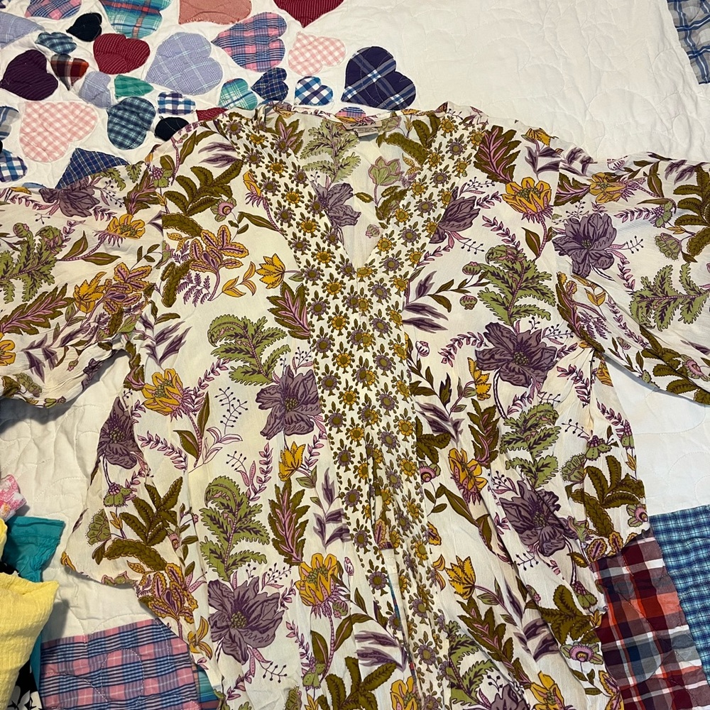 Crop over sized shirt M